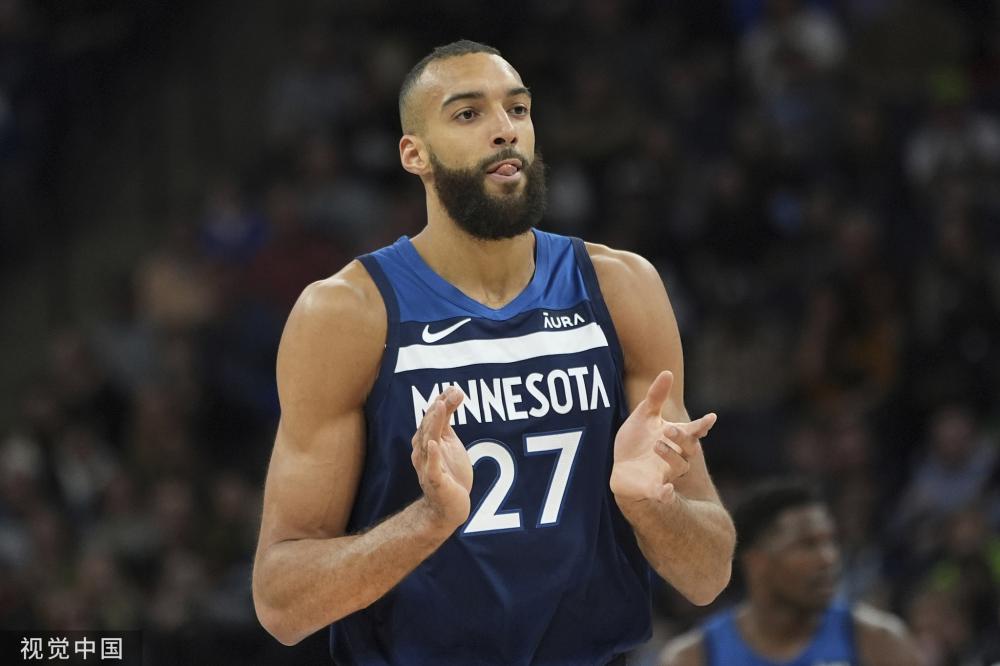 亲临现场 亲临现场