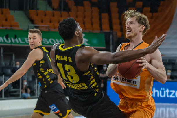 当苏亚雷斯 当苏亚雷斯